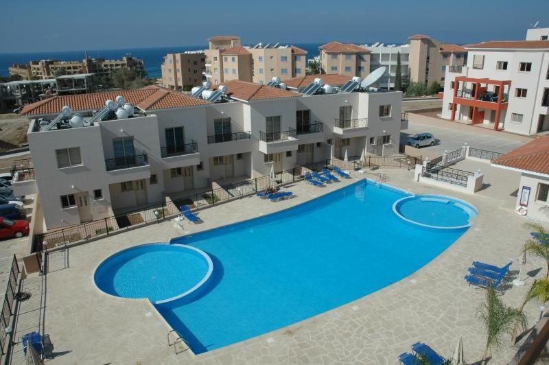 Ifestos Kings Resort Appartment Paphos Ngoại thất bức ảnh