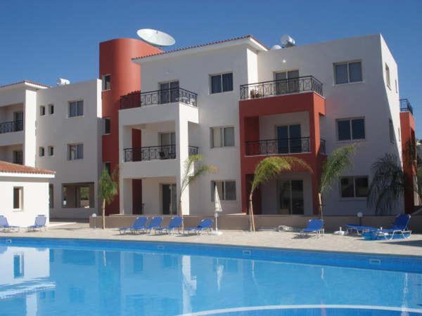 Ifestos Kings Resort Appartment Paphos Ngoại thất bức ảnh