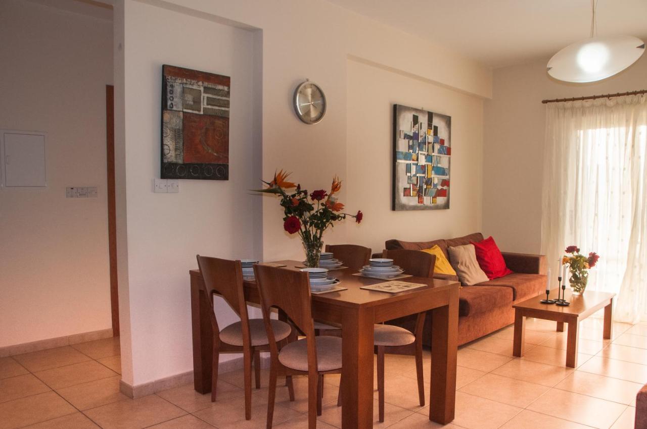 Ifestos Kings Resort Appartment Paphos Ngoại thất bức ảnh