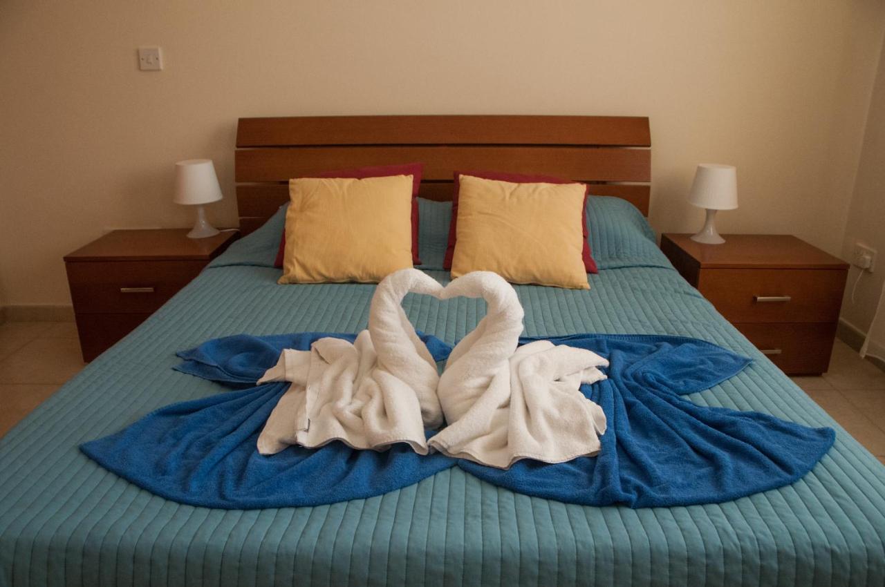 Ifestos Kings Resort Appartment Paphos Ngoại thất bức ảnh
