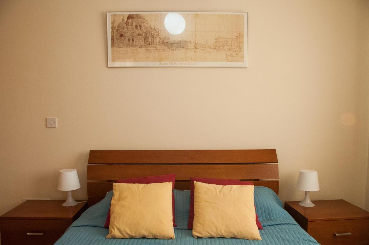 Ifestos Kings Resort Appartment Paphos Ngoại thất bức ảnh