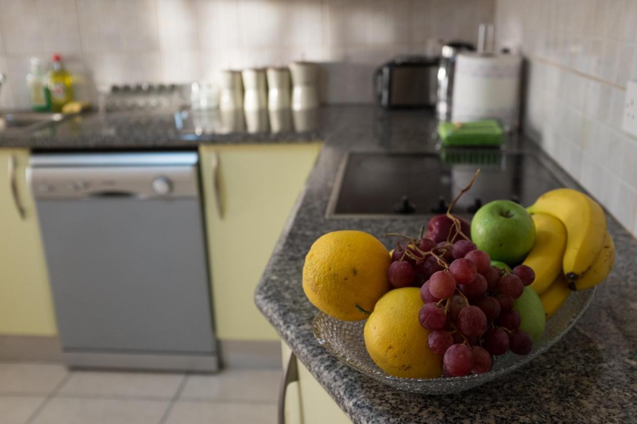 Ifestos Kings Resort Appartment Paphos Ngoại thất bức ảnh